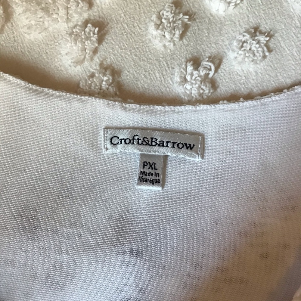 Lace Overlay Shell - Picture 5 of 8